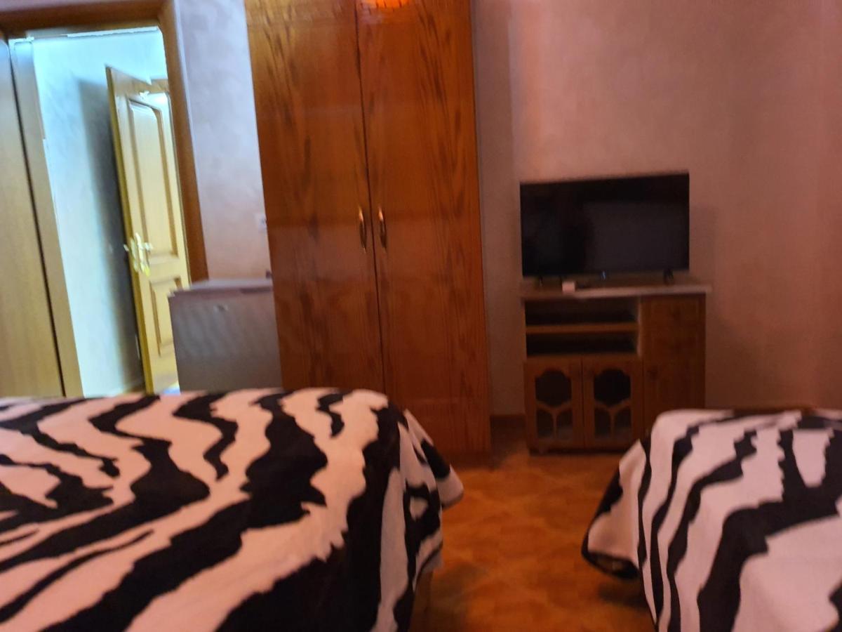 Kompleksi Gjoni Fier Zewnętrze zdjęcie